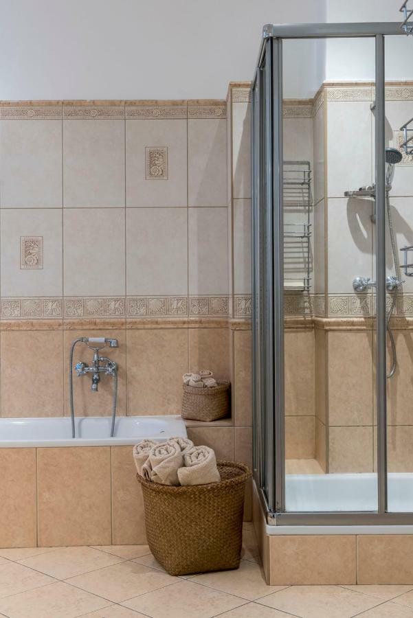 Central Apartman Budapest Extérieur photo